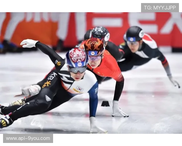 短道速滑世巡赛，中国选手刘少昂赛场表现